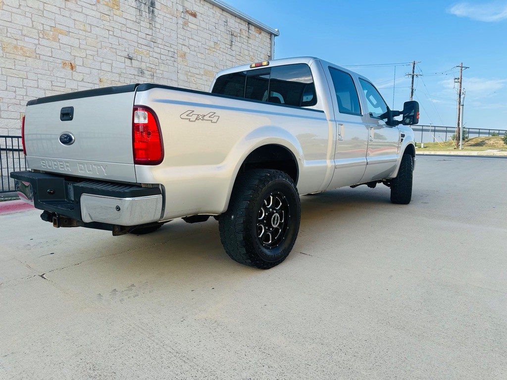 2010 Ford F-250 Image 2