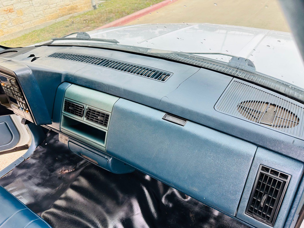 1994 Chevrolet C/K Image 8