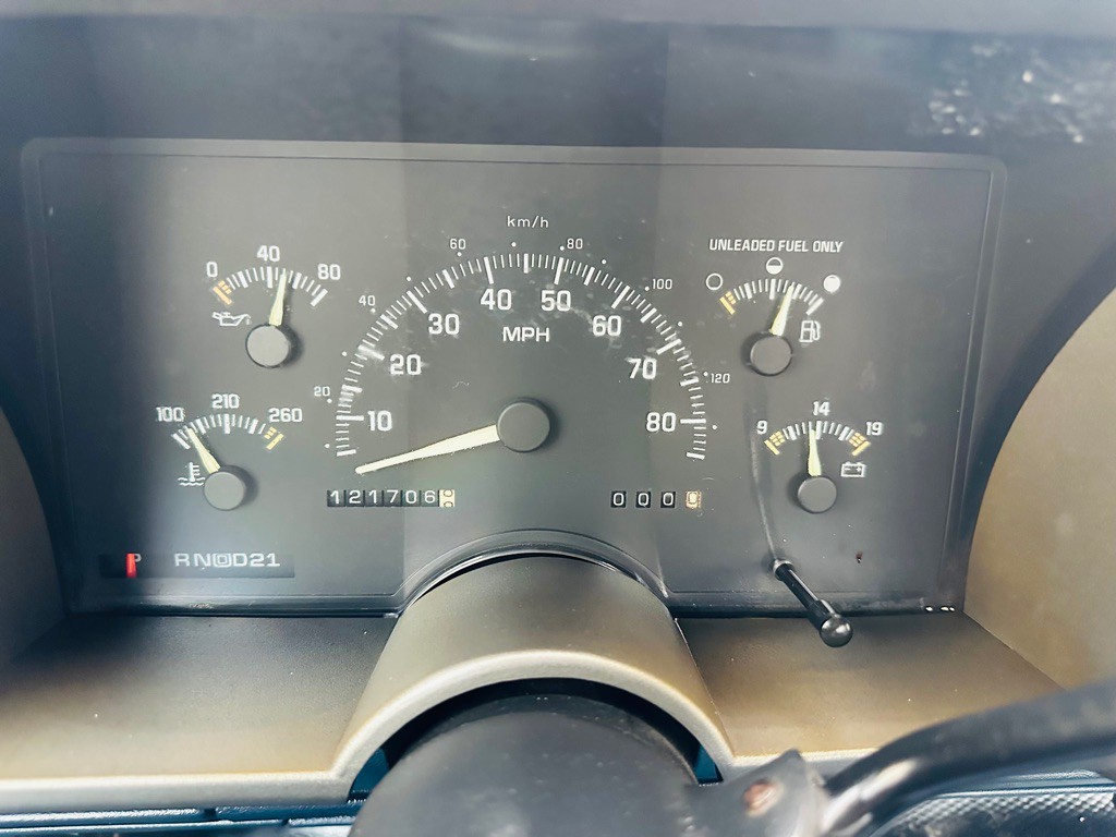 1994 Chevrolet C/K Image 11