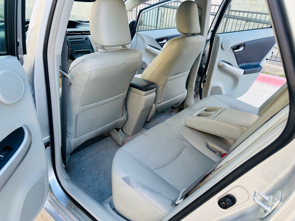 2010 Toyota Prius Image 7