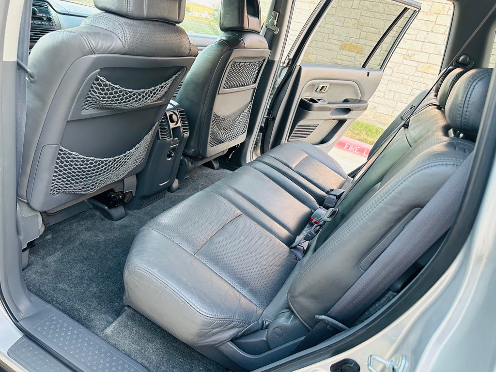 2004 Honda Pilot Image 7
