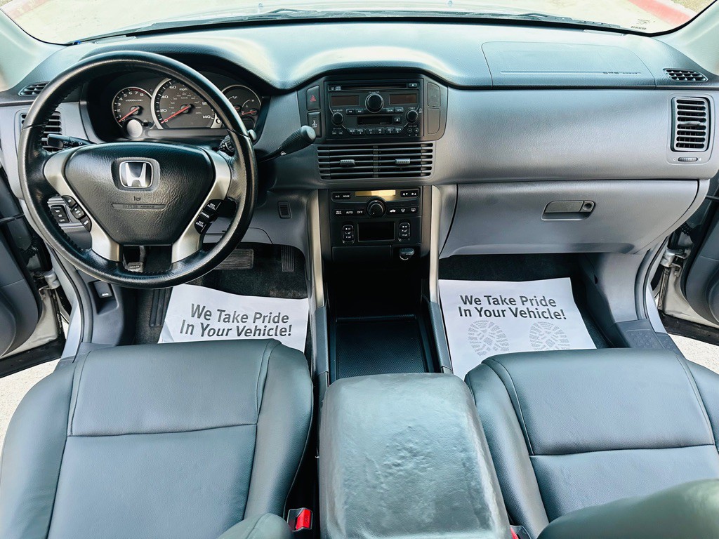 2004 Honda Pilot Image 9