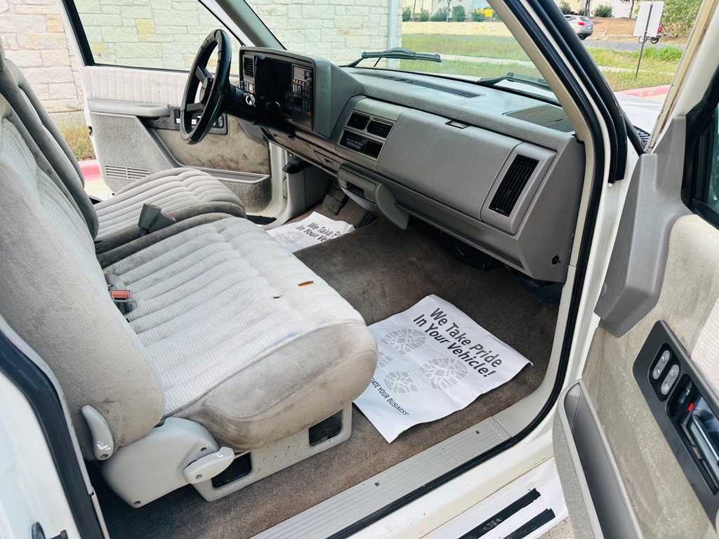 1994 Chevrolet C/K Image 6