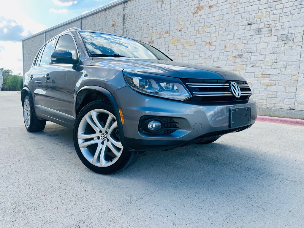 2012 Volkswagen Tiguan Image 1