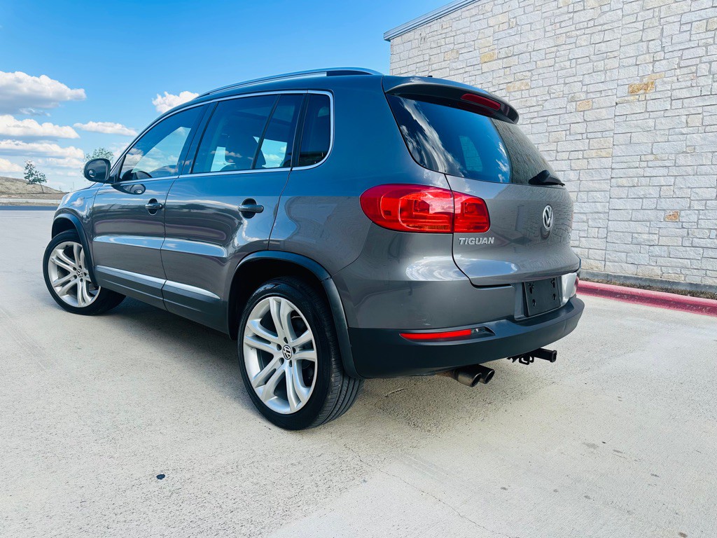 2012 Volkswagen Tiguan Image 3