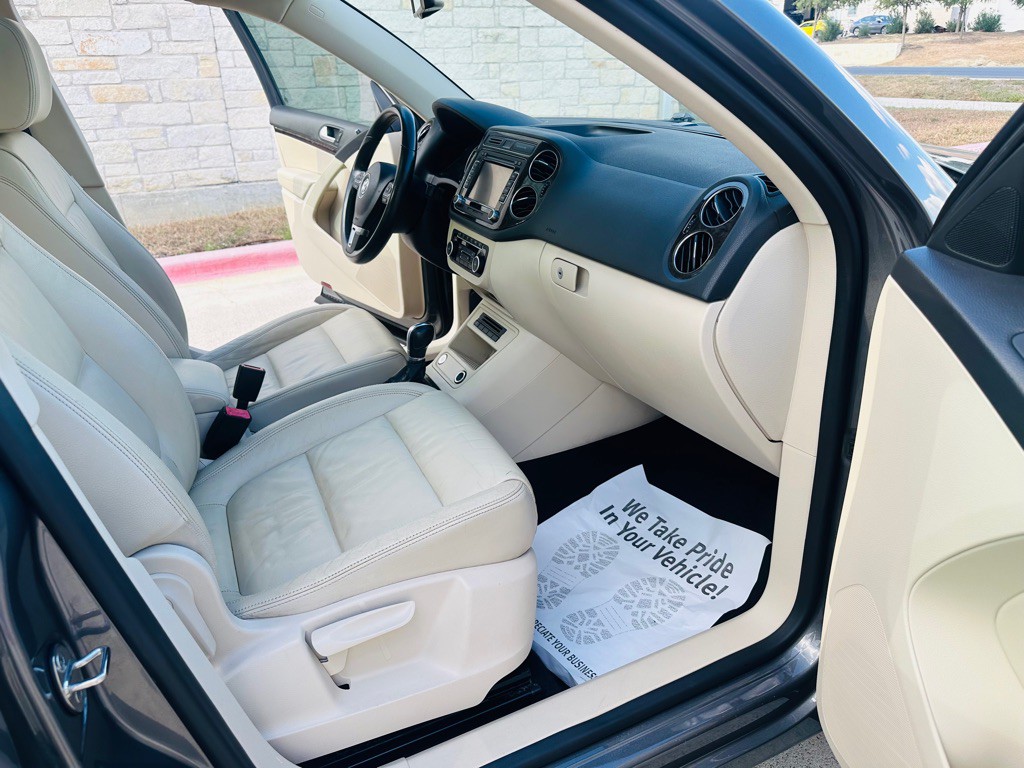 2012 Volkswagen Tiguan Image 5