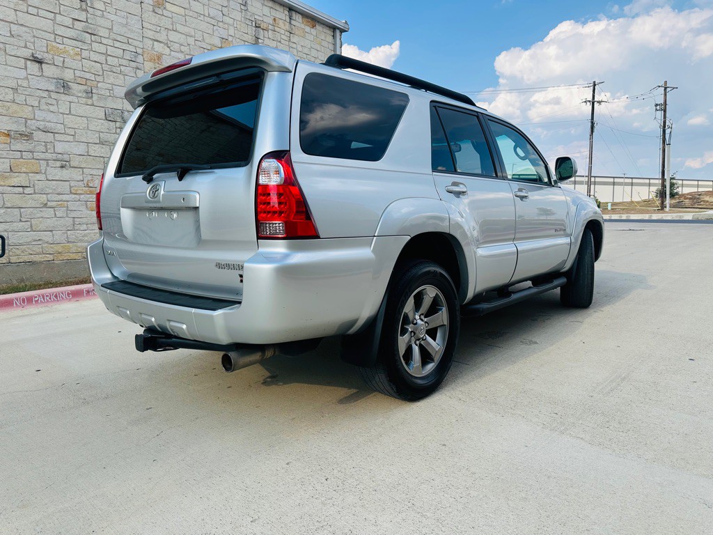 2008 Toyota 4Runner Image 2
