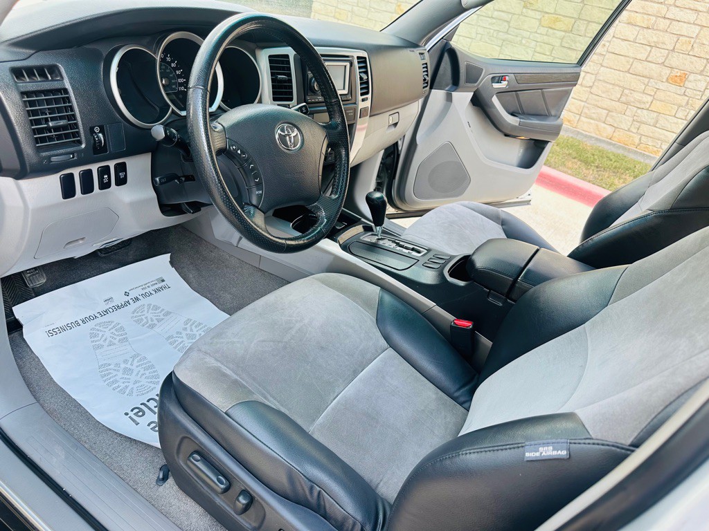 2008 Toyota 4Runner Image 8