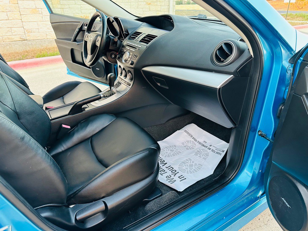 2011 Mazda Mazda3 Image 5