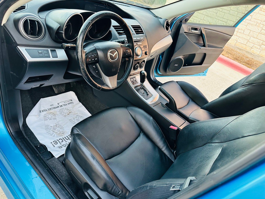 2011 Mazda Mazda3 Image 8