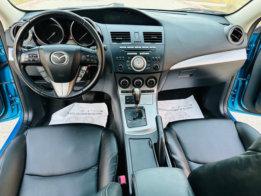 2011 Mazda Mazda3 Image 9