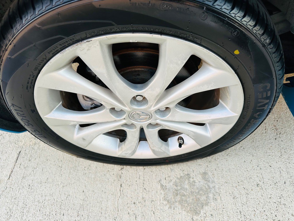 2011 Mazda Mazda3 Image 12