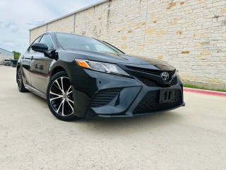 Image for 2020 Toyota Camry SE ID: 6936629