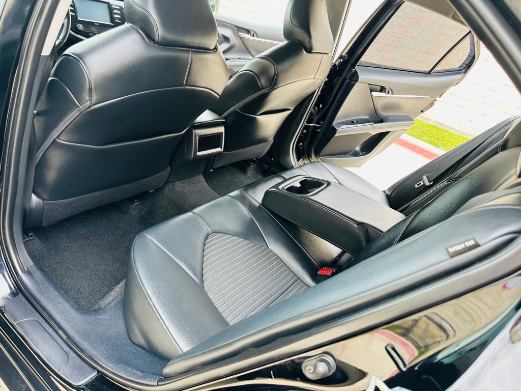2020 Toyota Camry Image 7