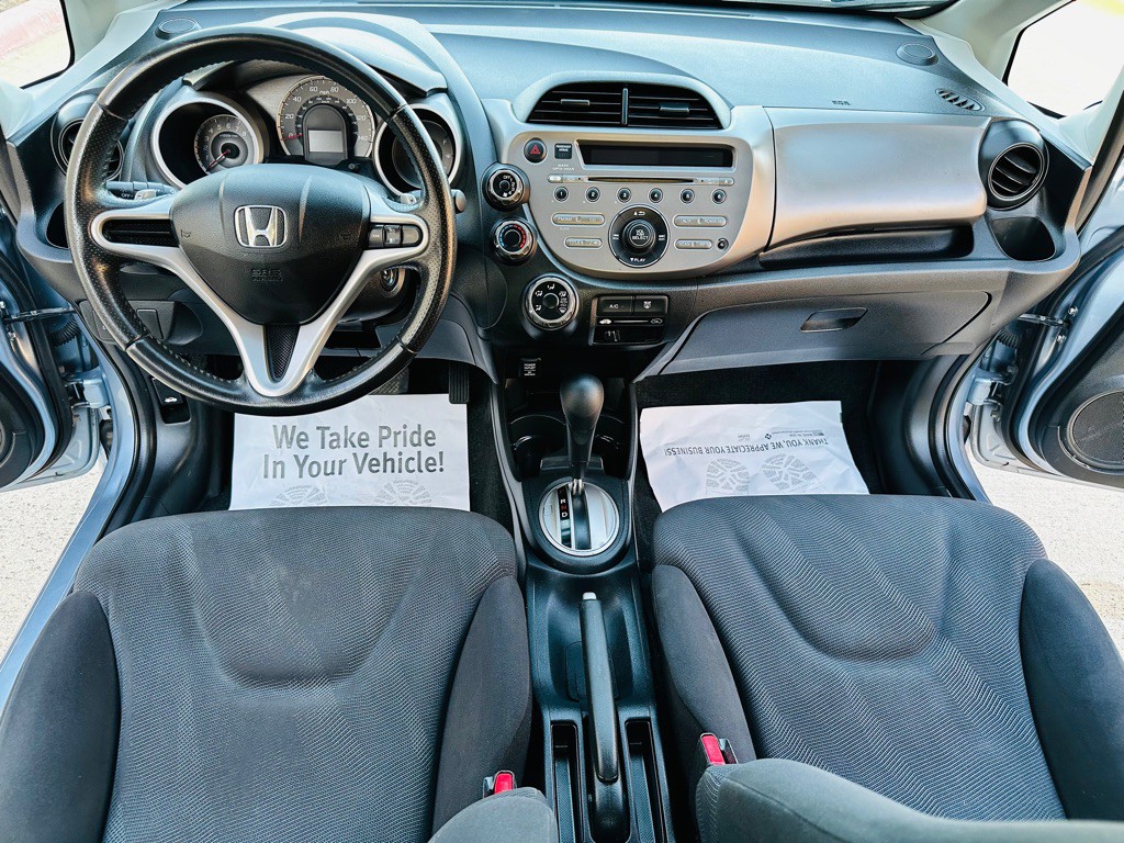 2011 Honda Fit Image 9
