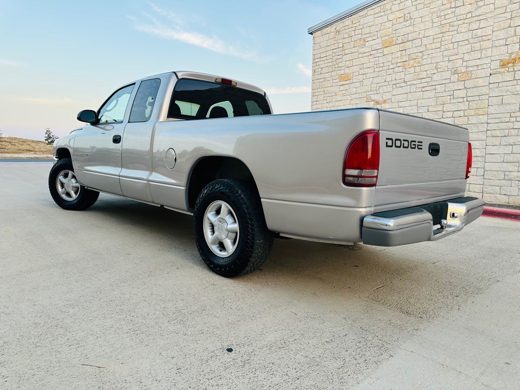 2000 Dodge Dakota Image 3