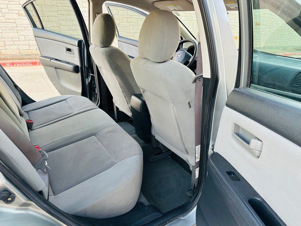 2012 Nissan Sentra Image 6