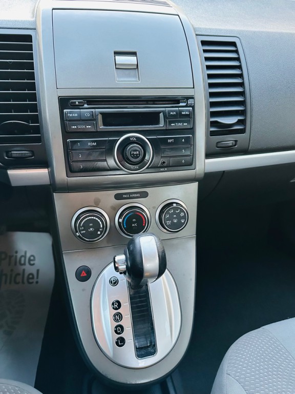 2012 Nissan Sentra Image 10