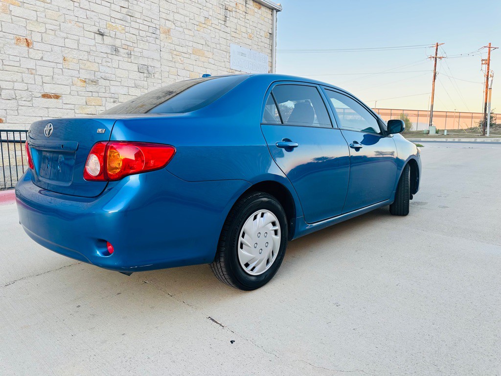 2009 Toyota Corolla Image 2