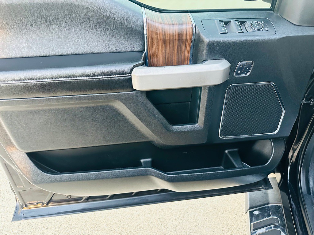 2015 Ford F-150 Image 10