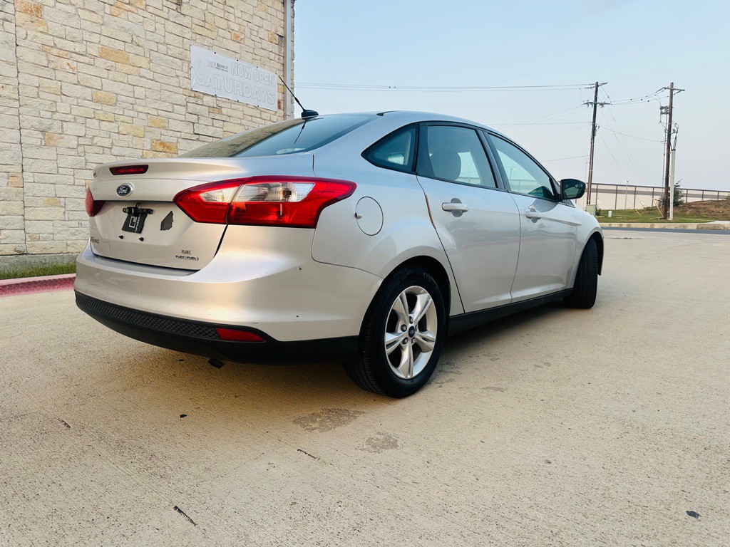 2013 Ford Focus Image 2