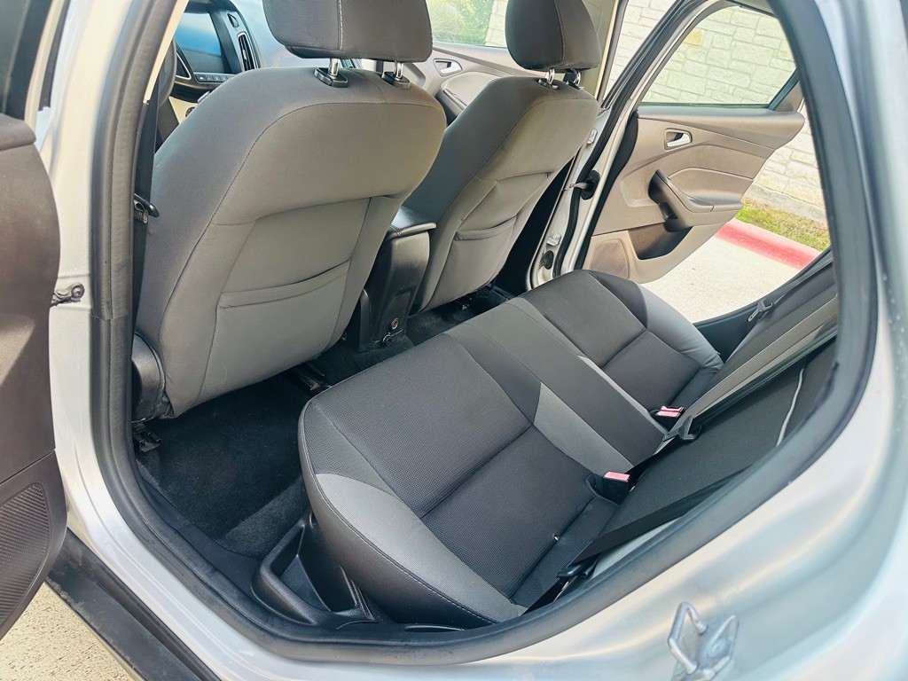 2013 Ford Focus Image 7