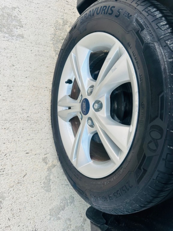 2013 Ford Focus Image 12