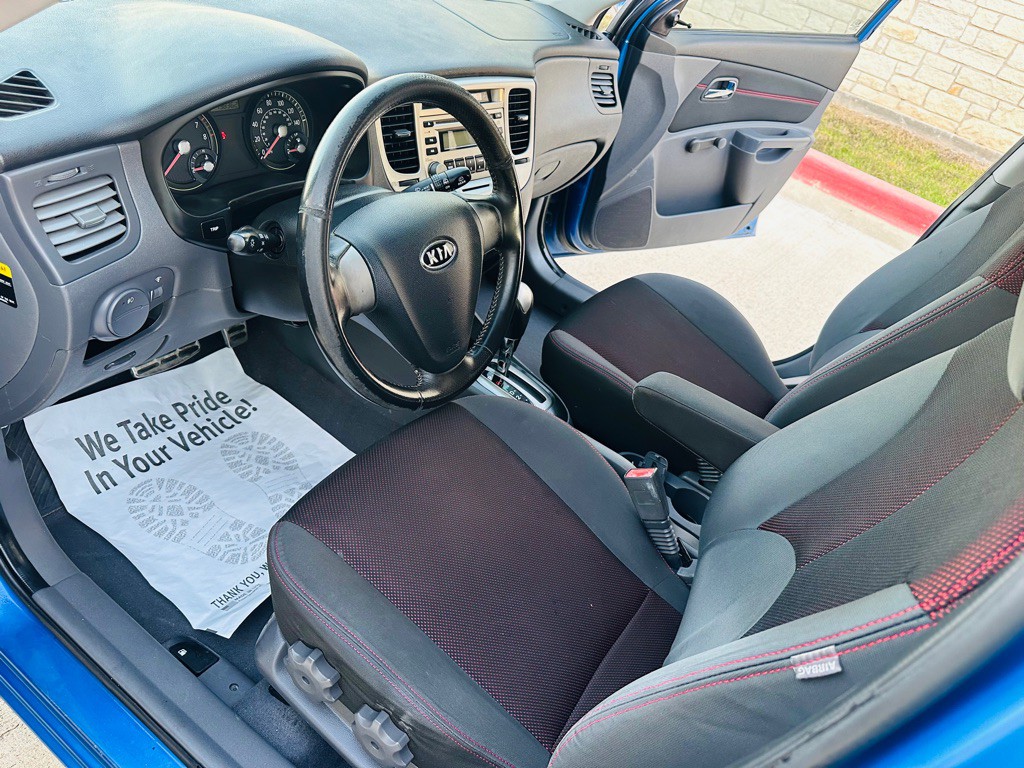 2007 Kia Rio Image 8