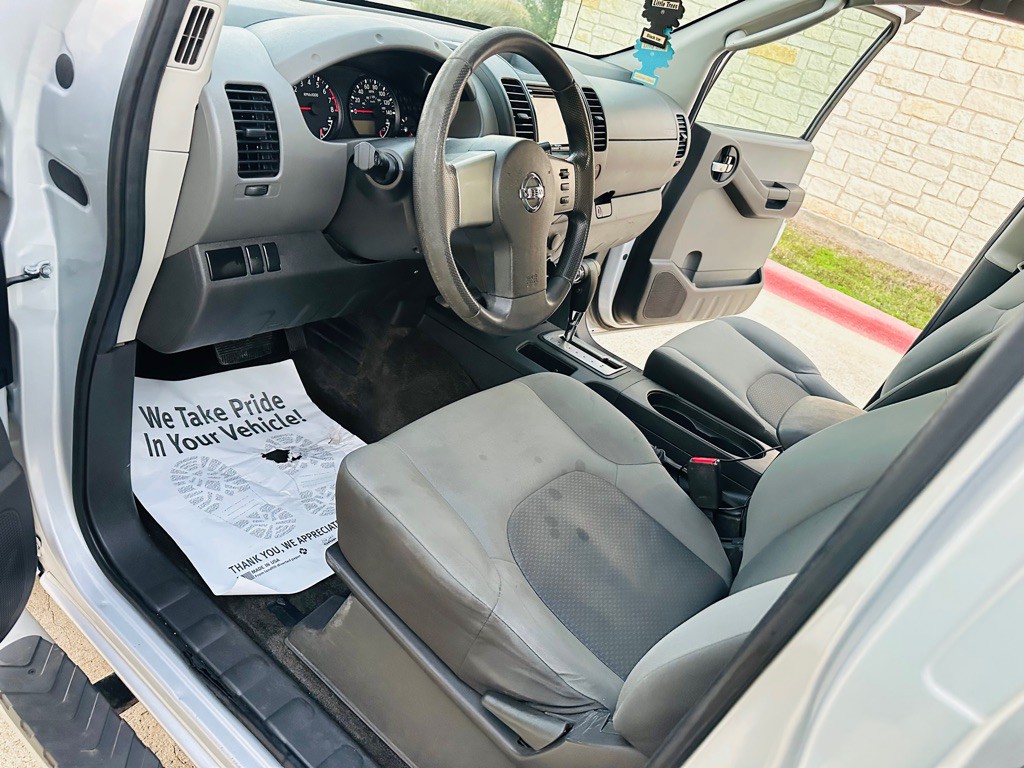 2010 Nissan Xterra Image 8