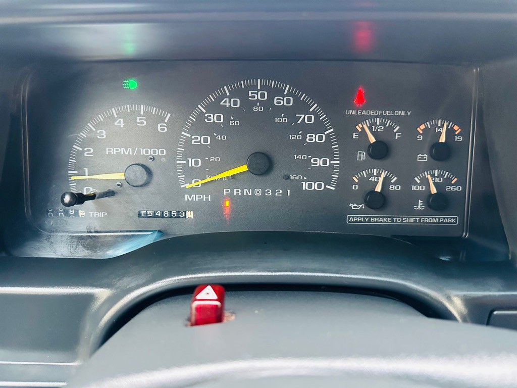 1998 Chevrolet C/K Image 10