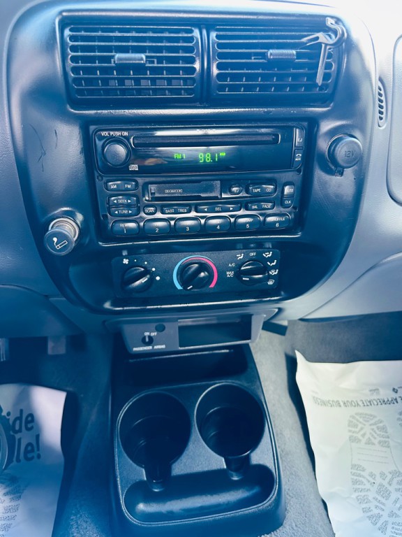 2001 Ford Ranger Image 10