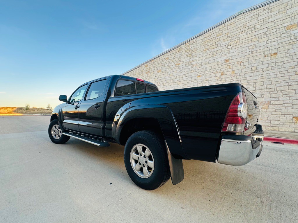 2011 Toyota Tacoma Image 3