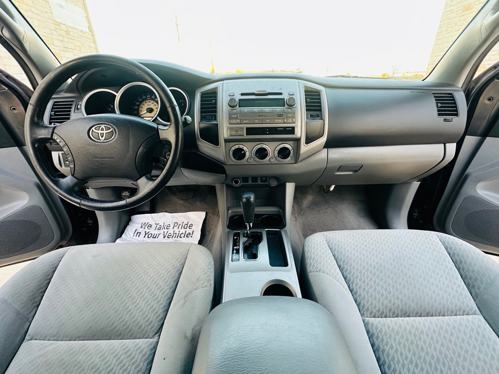 2011 Toyota Tacoma Image 9