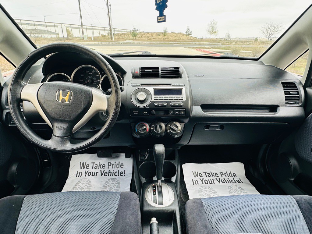 2007 Honda Fit Image 10