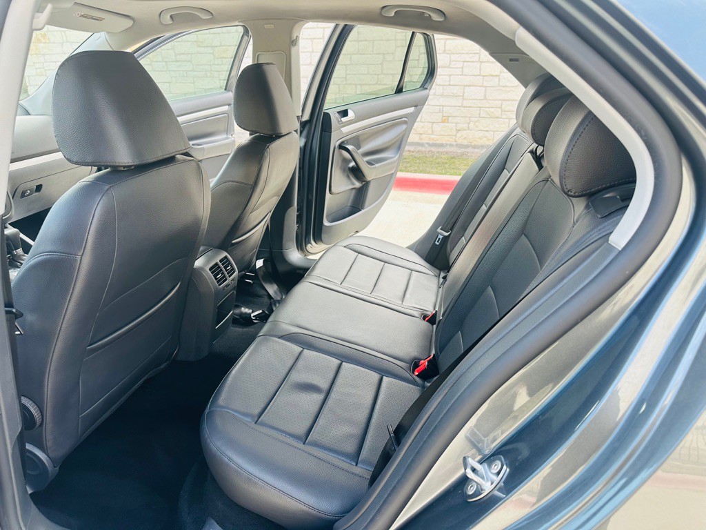 2009 Volkswagen Jetta Image 7