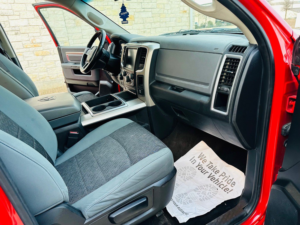 2014 RAM 1500 Image 5