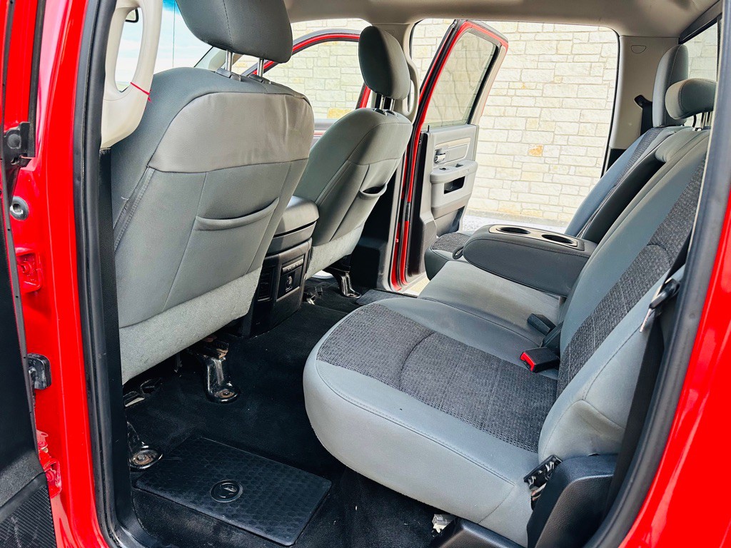 2014 RAM 1500 Image 7