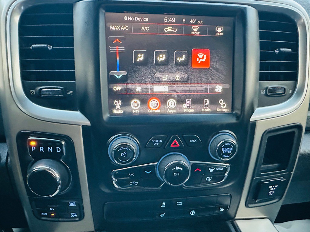 2014 RAM 1500 Image 10