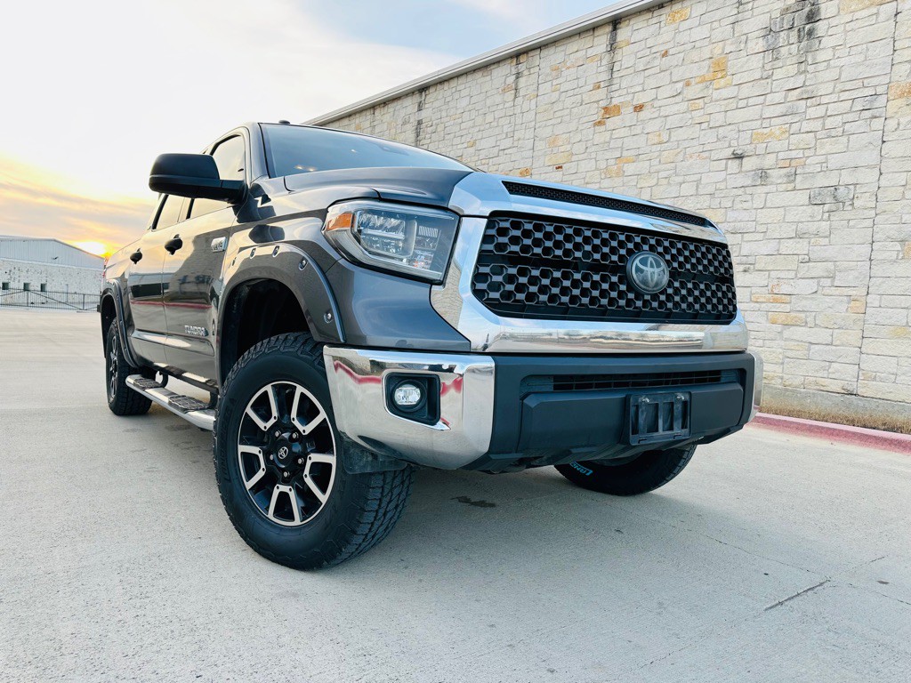 2018 Toyota Tundra Image 1