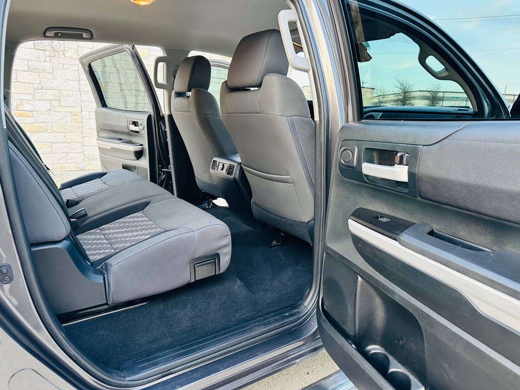 2018 Toyota Tundra Image 6
