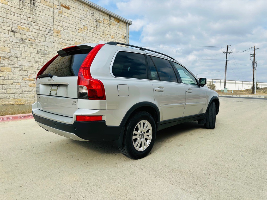 2008 Volvo XC90 Image 2