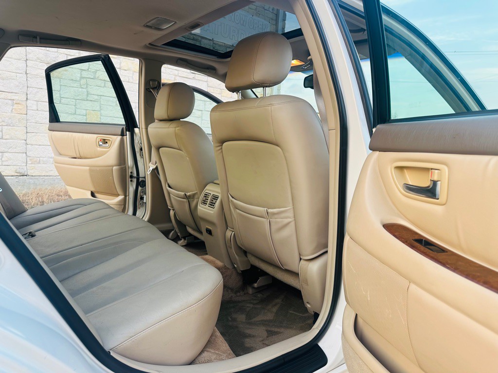 2000 Toyota Avalon Image 6
