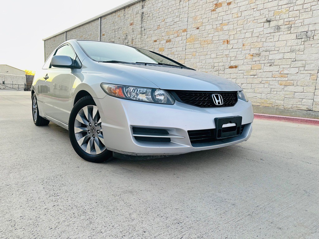 2011 Honda Civic Image 1