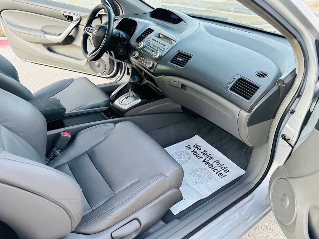 2011 Honda Civic Image 5