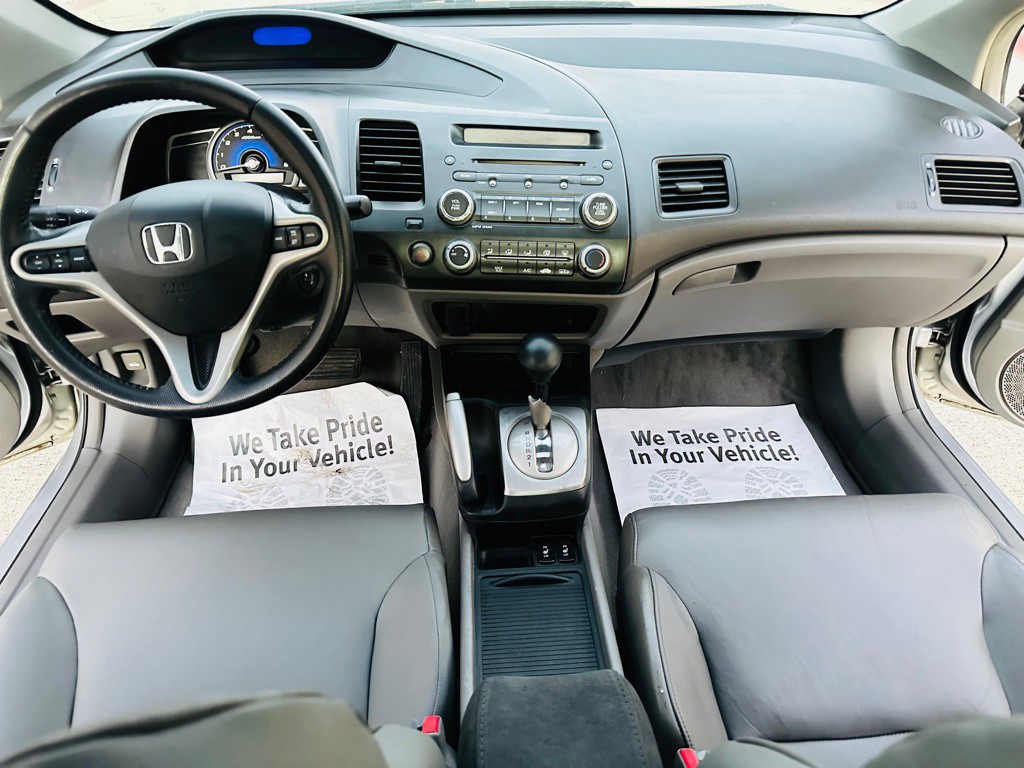 2011 Honda Civic Image 9