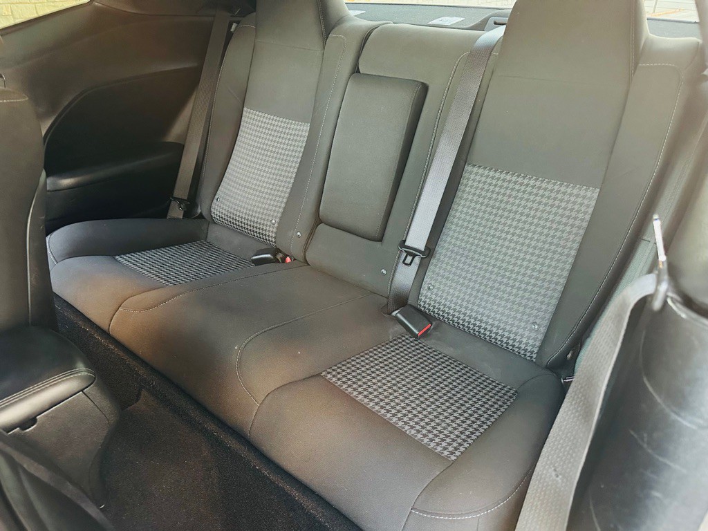 2019 Dodge Challenger Image 9