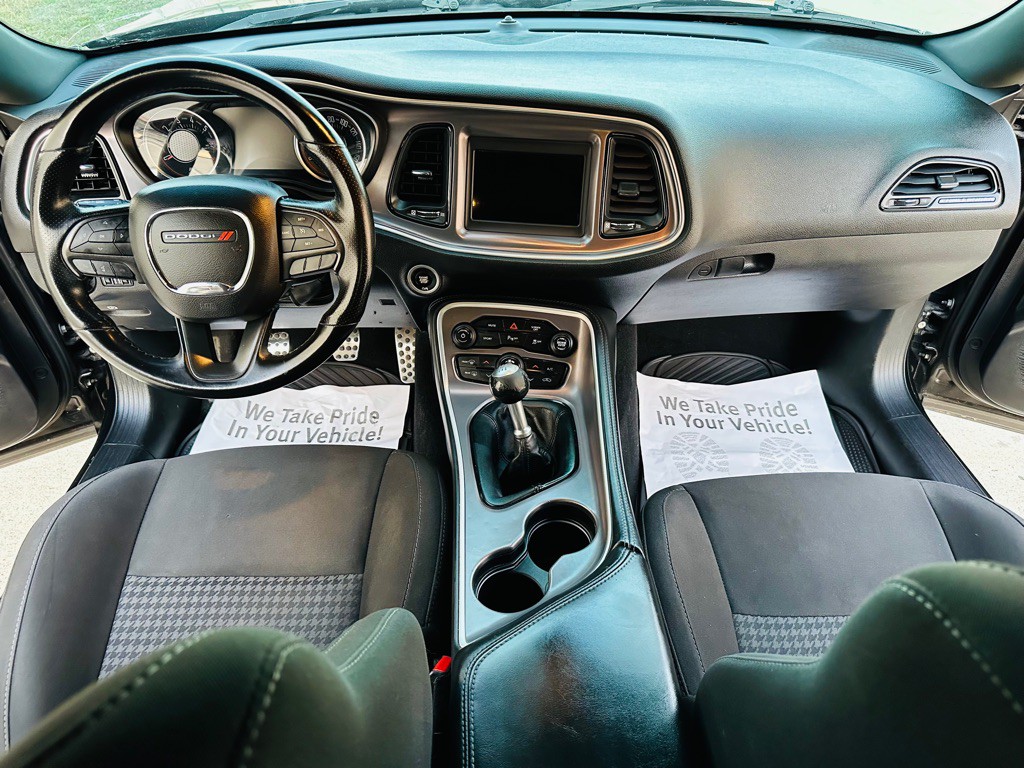 2019 Dodge Challenger Image 10