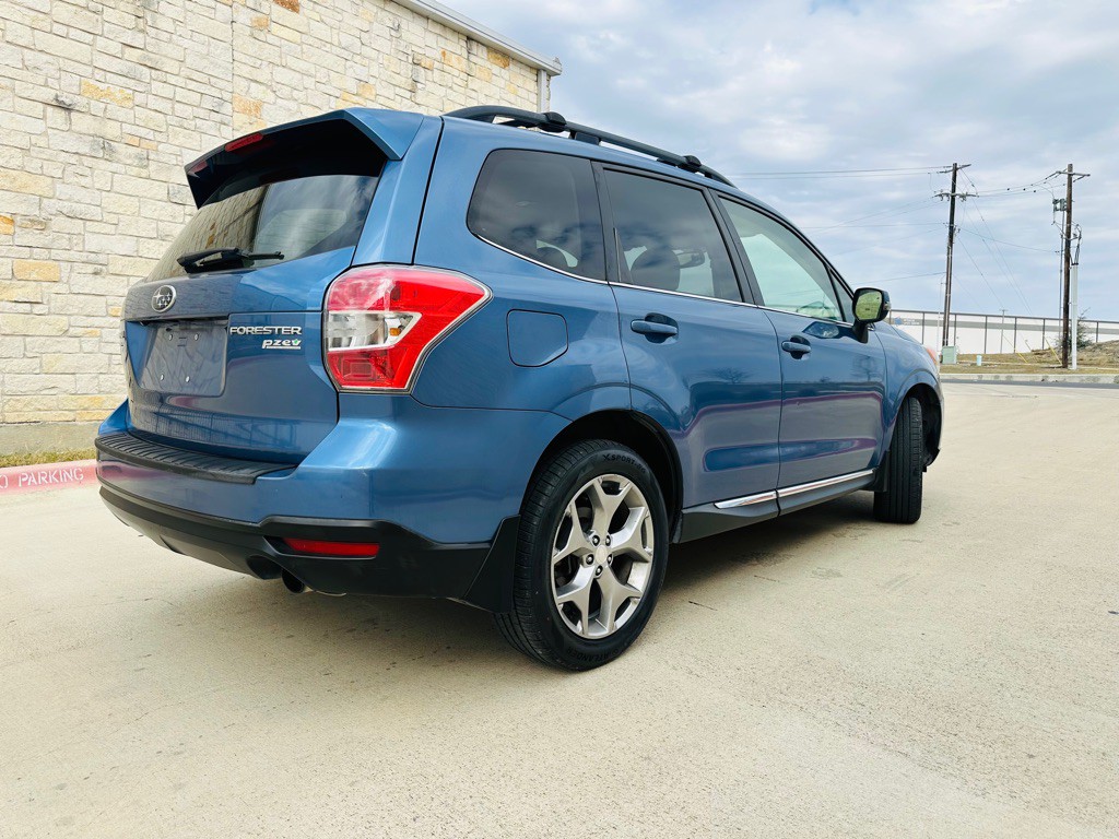 2016 Subaru Forester Image 2