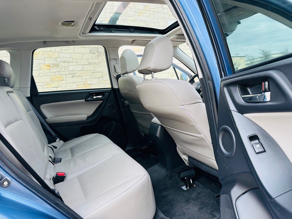 2016 Subaru Forester Image 6