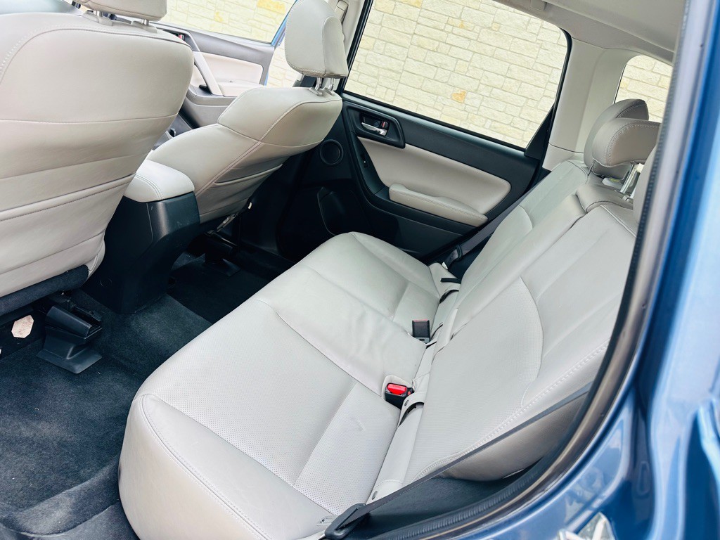 2016 Subaru Forester Image 7